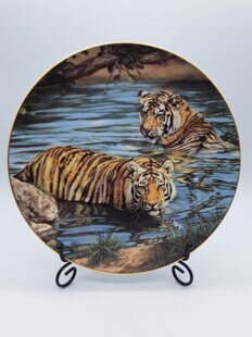 E710 Декоративная тарелка Bathing Tigers, Винтаж, Royal Doulton